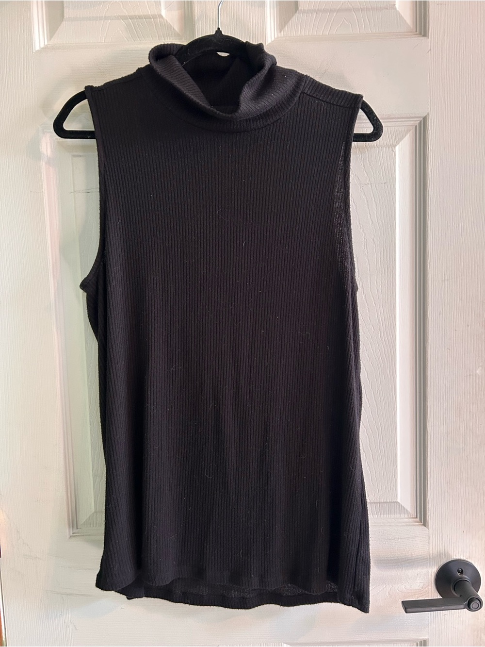 torrid Black Sleeveless Ribbed Turtleneck Top